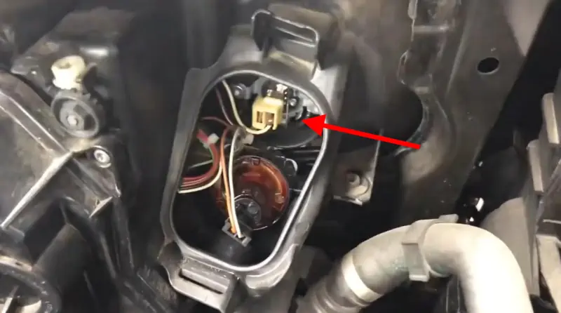 bmw x5 e53 разъём лампы дальнего света